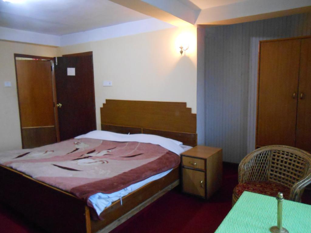 Pradhan Residency Дарджилінг Номер фото