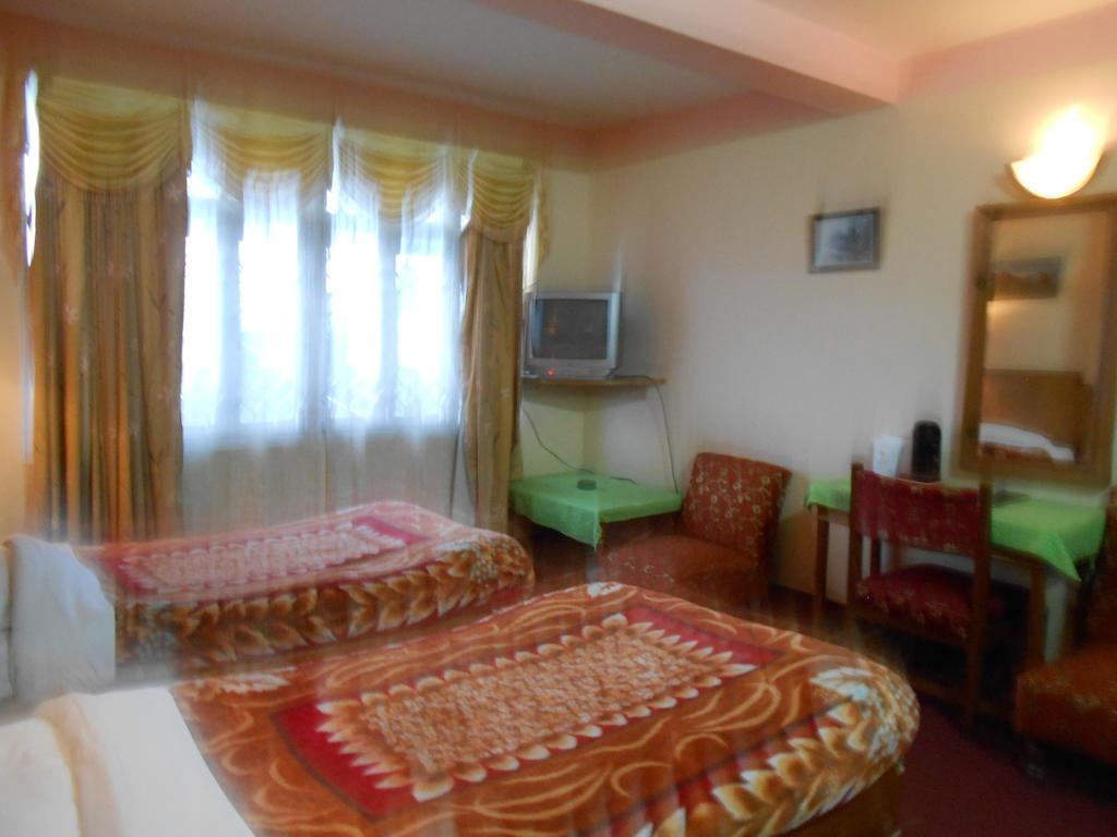 Pradhan Residency Дарджилінг Номер фото